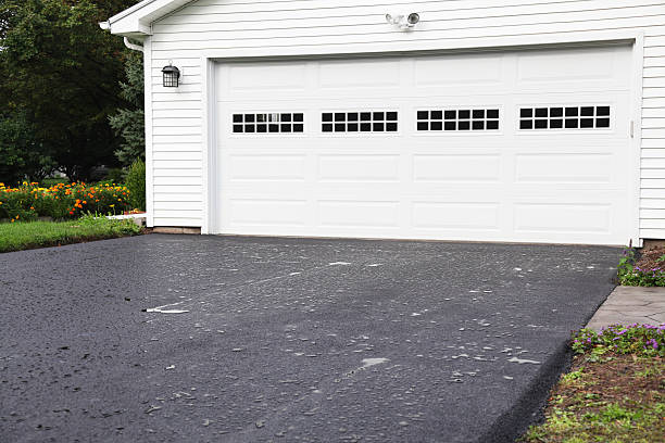 Best Basement Cleanout  in Riverside, NY